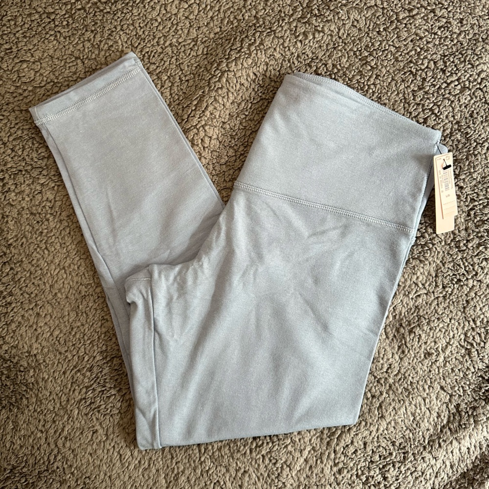 Reserved - NWT! Victoria’s Secret On Pointe leggings in dusty blue, size large